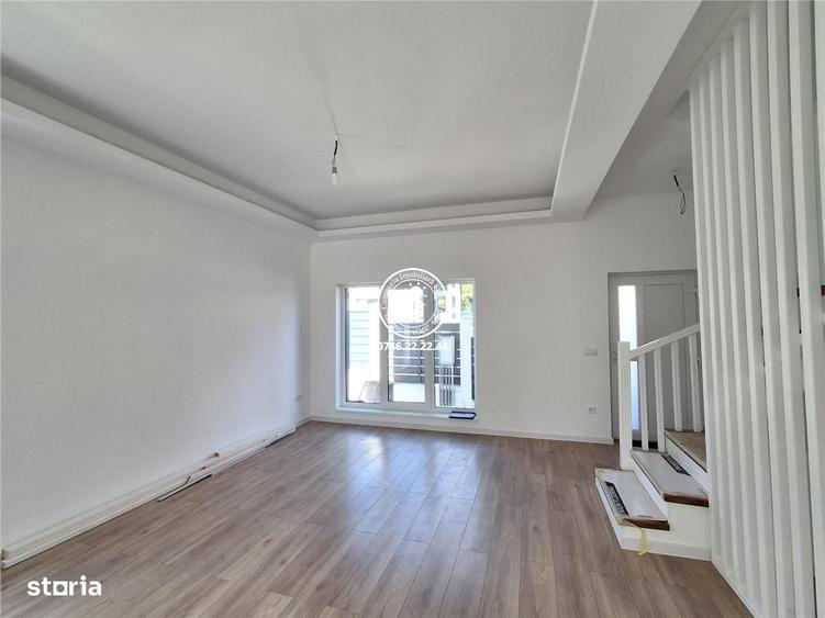 Casă cu 4 camere în Rediu