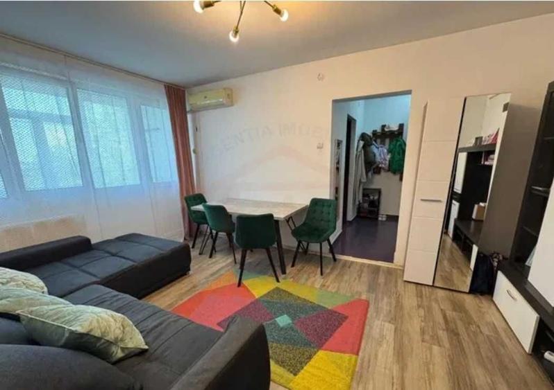 Apartament cu 2 camere semidecomandat în Exterior Vest