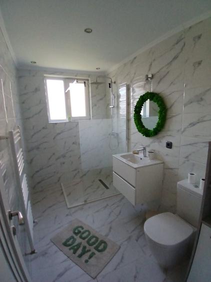 Apartament cu 2 camere semidecomandat în Florești