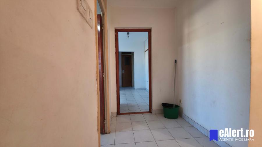 Apartament 4 camere, etaj 9/9 cu etaj tehnic, Str. Mărgeanului, Sector 5 - 22
