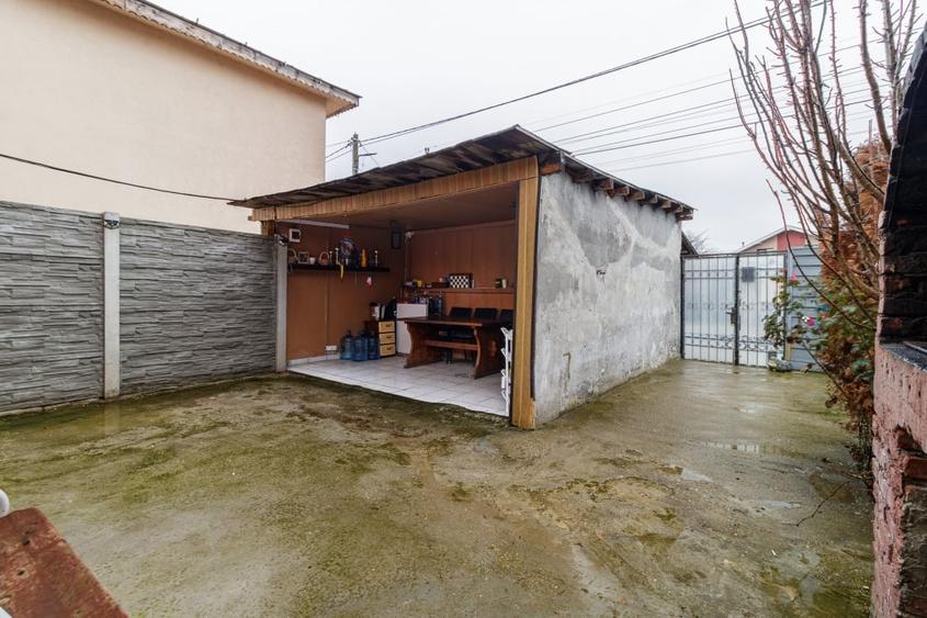 Duplex cu 3 camere cu Canalizare în Dragomirești-Vale