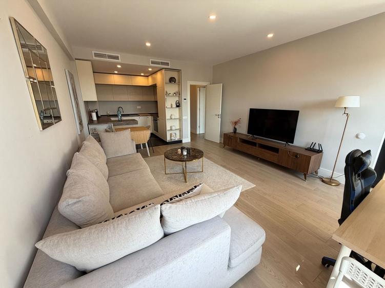 Apartament cu 2 camere decomandat, mobilat în Pipera