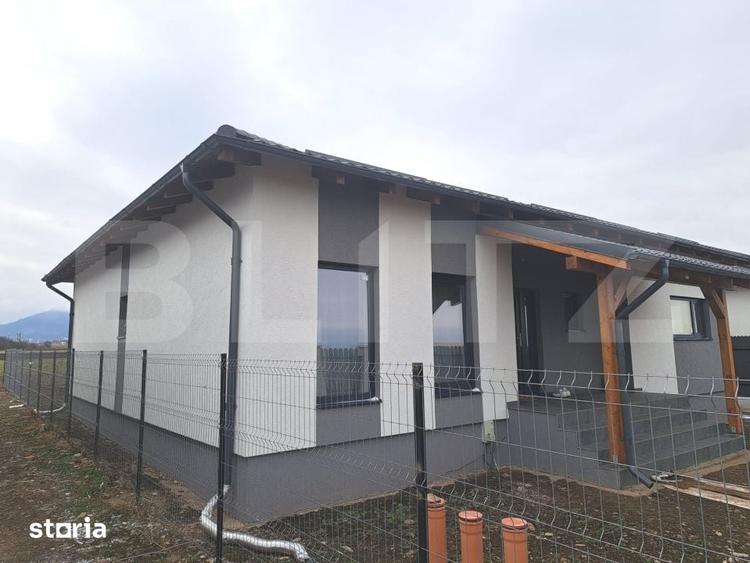 Casă cu 3 camere cu Teren 500 Mp în Central