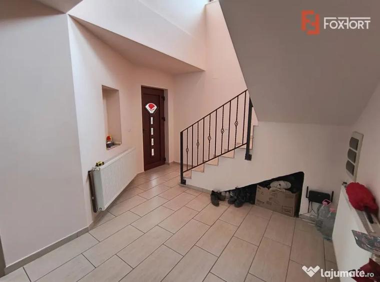 Casă cu 5 camere cu Teren 601 Mp în Chișoda