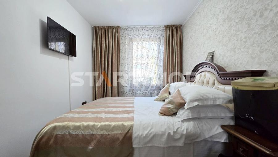 Duplex cu 6 camere cu Canalizare în Central