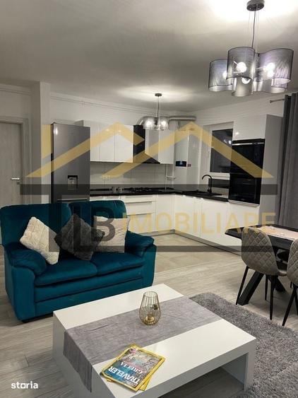 Apartament cu 3 camere semidecomandat în Libertății