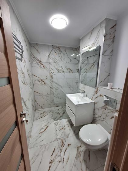Apartament cu 3 camere decomandat în Mărăști