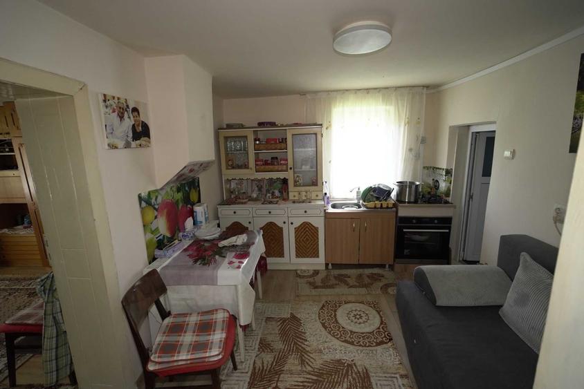 Casă cu 2 camere în Oarța de Sus