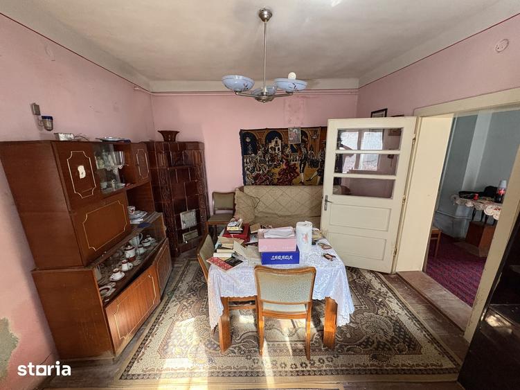 Casă cu 3 camere cu Teren 320 Mp în Lazaret