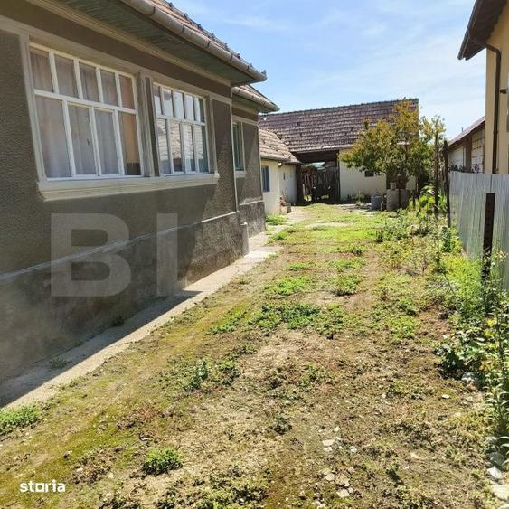 Casă cu 4 camere în Cistei