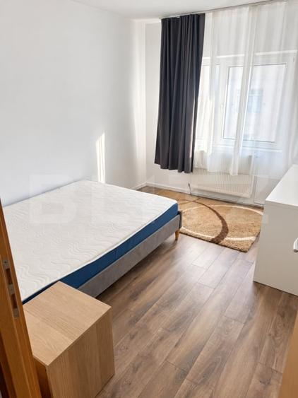 Apartament cu 3 camere decomandat, mobilat în Central