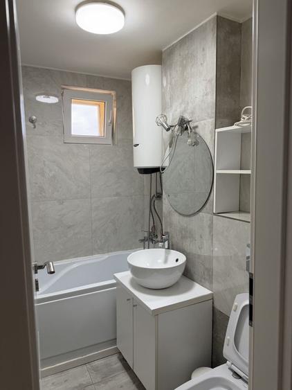 Apartament cu 3 camere decomandat, mobilat în Ștefan cel Mare