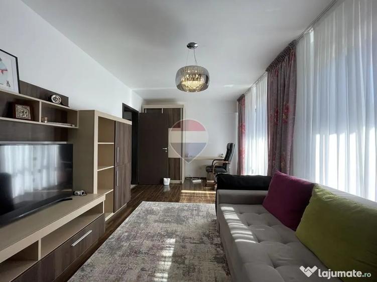 Apartament cu 2 camere decomandat în Sud