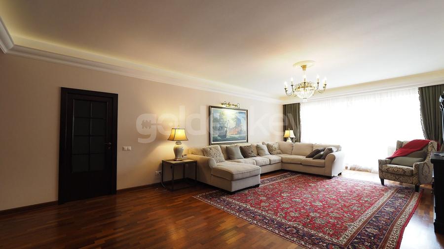 Apartament cu 4 camere decomandat, mobilat în Herăstrău — fotografia 2