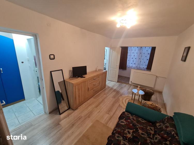 Garsonieră decomandată în Micălaca