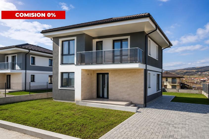 Casă individuală cu 5 camere cu Canalizare în Chinteni