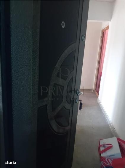 Apartament cu 2 camere decomandat în Gura Văii