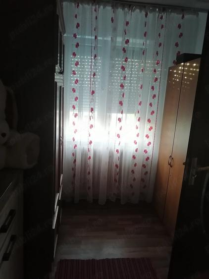 Apartament cu 2 camere semidecomandat în Valea Rosie