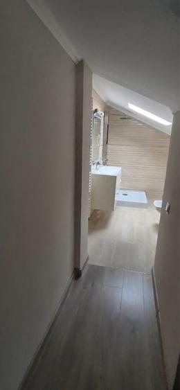 Apartament cu 3 camere în Iosia
