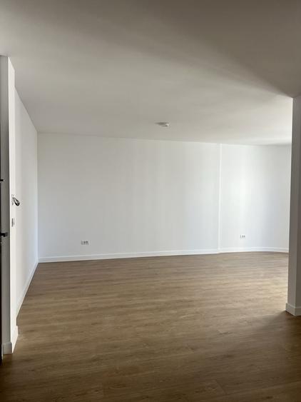 Apartament cu 2 camere în Est