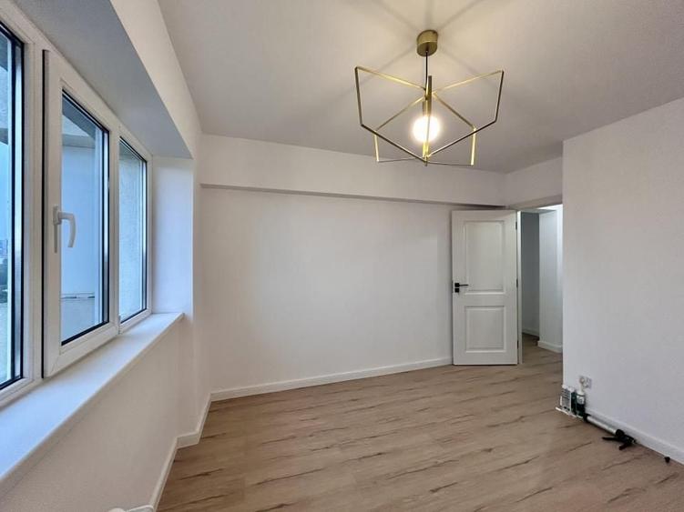 Apartament 2 camere, decomandat, renovat complet, Value Center, Ploiesti - 8