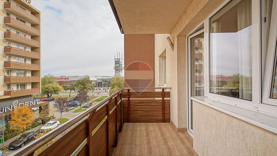 Apartament cu 2 camere decomandat, mobilat în Tractorul