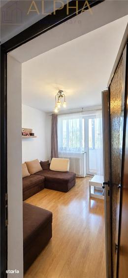Apartament cu 3 camere în Decebal