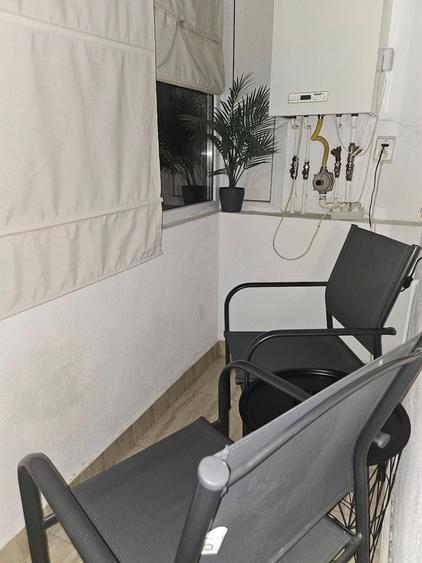 Apartament cu 2 camere semidecomandat, mobilat în Central