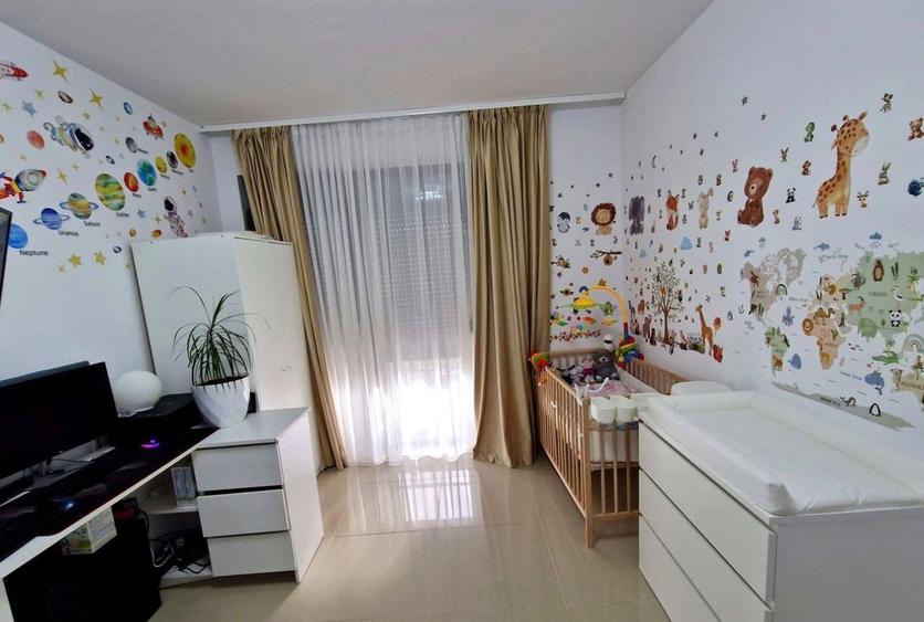 Duplex cu 3 camere cu Canalizare în Giroc