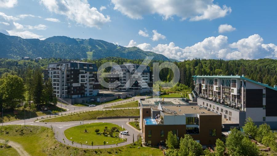 Apartament cu 3 camere decomandat în Poiana Brașov