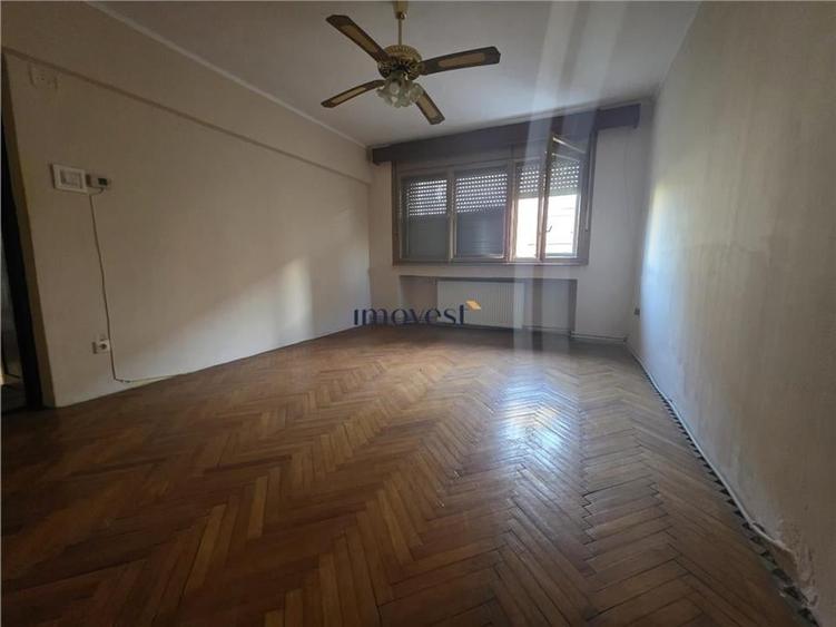 Apartament 3 Camere Micro 16 - 1