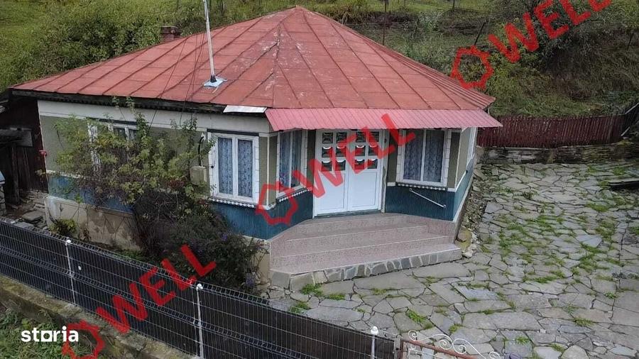Casă cu 2 camere în Crasna