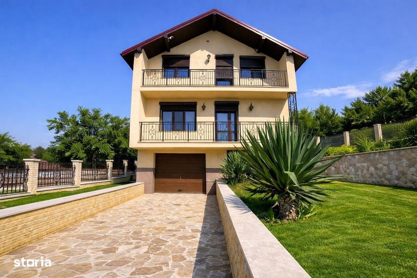 Casă cu 4 camere în Central