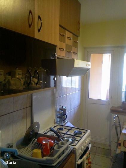 Apartament cu 3 camere decomandat în Dacia