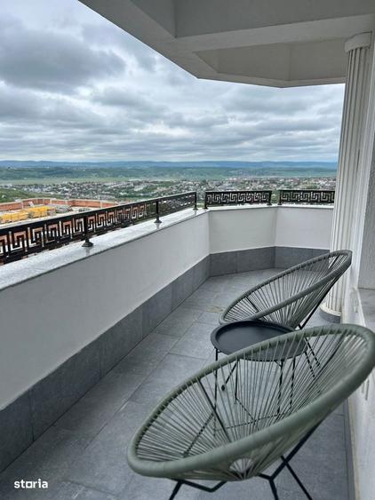 Apartament cu 2 camere decomandat în Breazu