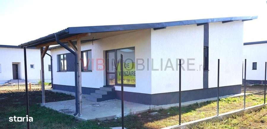 Casa cu 4 camere intabulata in ansamblu cu iesire la lac - Crevedia - 1