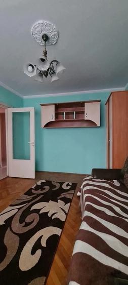Apartament cu 2 camere decomandat în Micro 19