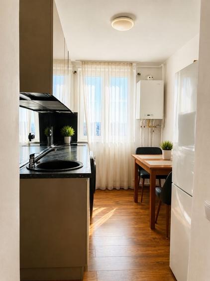 Apartament cu 2 camere decomandat în 13 Decembrie