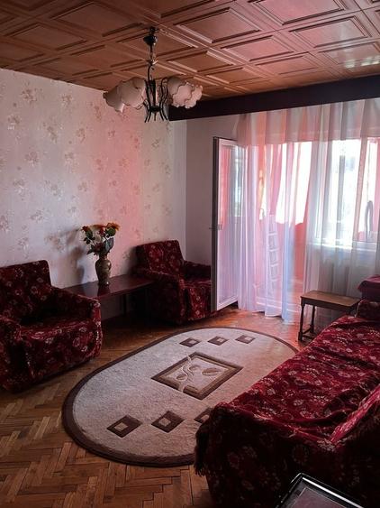 Apartament cu 2 camere semidecomandat în Șagului