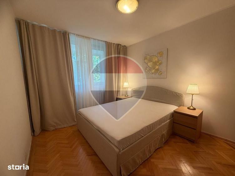 Apartament cu 3 camere în Drumul Taberei