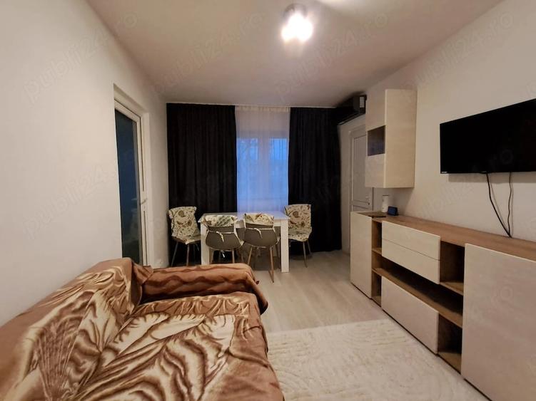 Apartament cu 2 camere nedecomandat în P-ța Doina