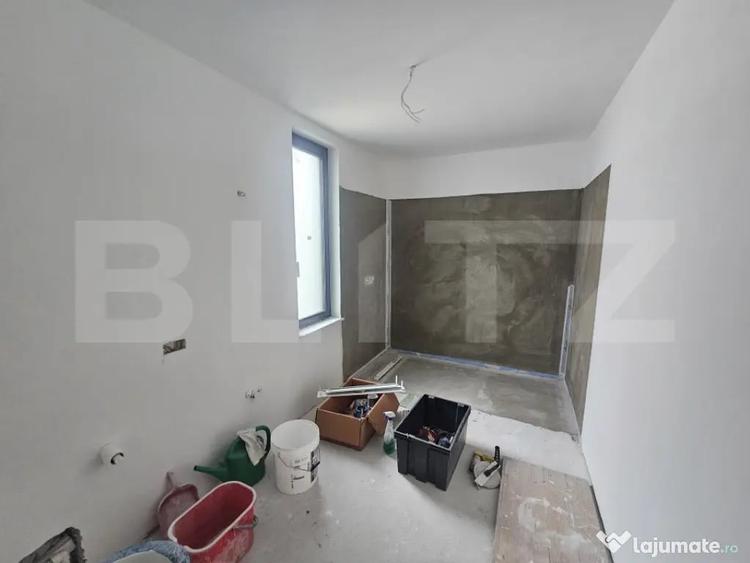 Casă cu 4 camere cu Teren 400 Mp în Central