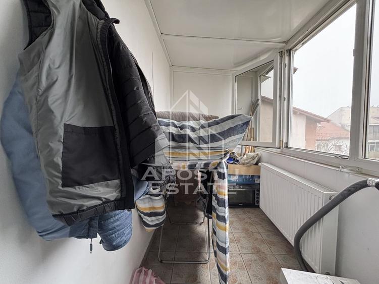 Apartament cu 2 camere semidecomandat, mobilat în Steaua