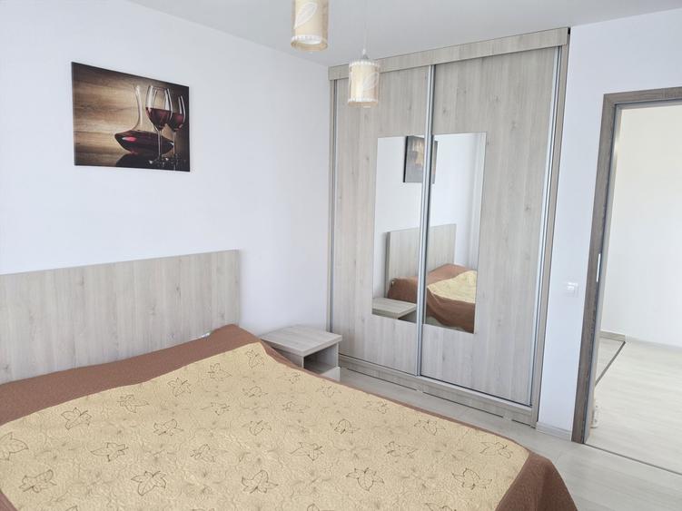 Apartament cu 2 camere decomandat în Exterior Vest