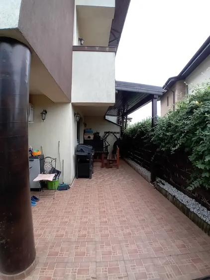 Duplex cu 6 camere cu Canalizare în Mogoșoaia