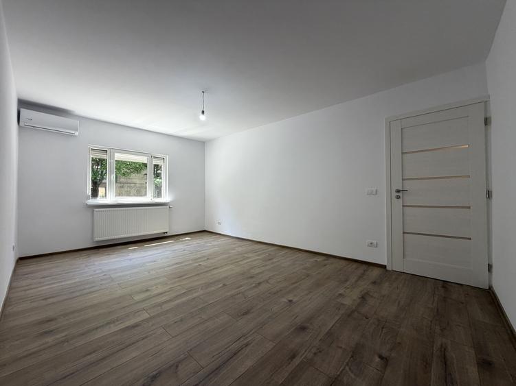 Apartament cu 2 camere decomandat în Soarelui