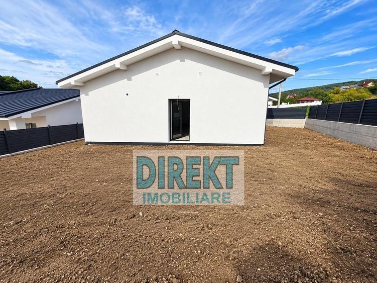 Duplex cu 3 camere cu Teren 300 Mp în Sud