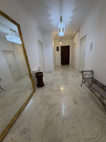 Apartament cu 3 camere decomandat, mobilat în Grozăvești