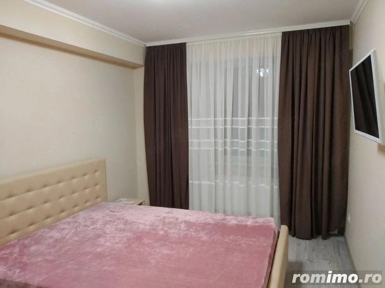 Apartament cu 2 camere decomandat în Universitate