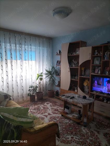 Apartament cu 3 camere în Sud